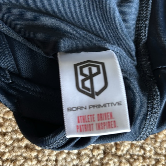 Women’s swim top - Picture 3 of 4